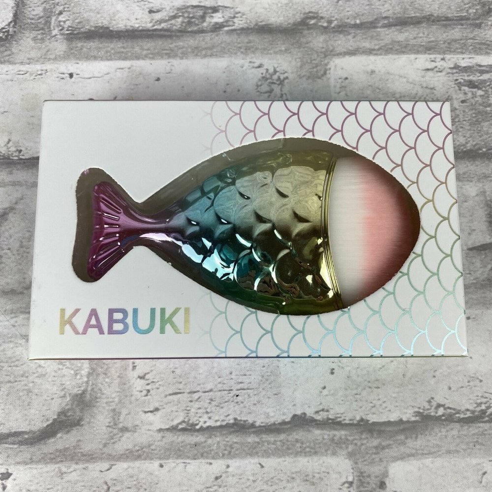 Kabuki Mermaid Rainbow Fish Makeup Brush Tool